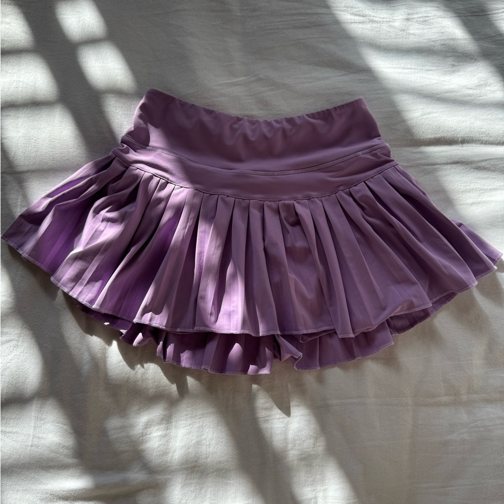 Gold Hinge Purple Skirk